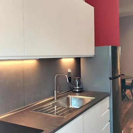 Dante 110 Apartment *